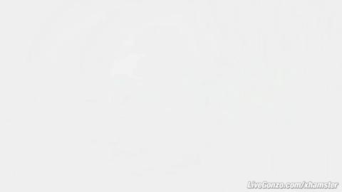 24400
